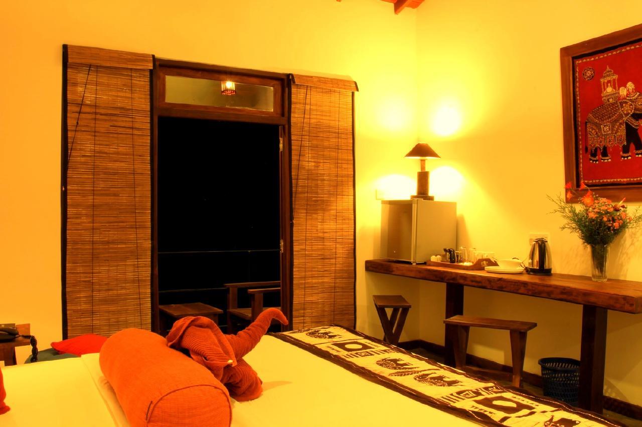 Rowinrich Cottages Ella Esterno foto