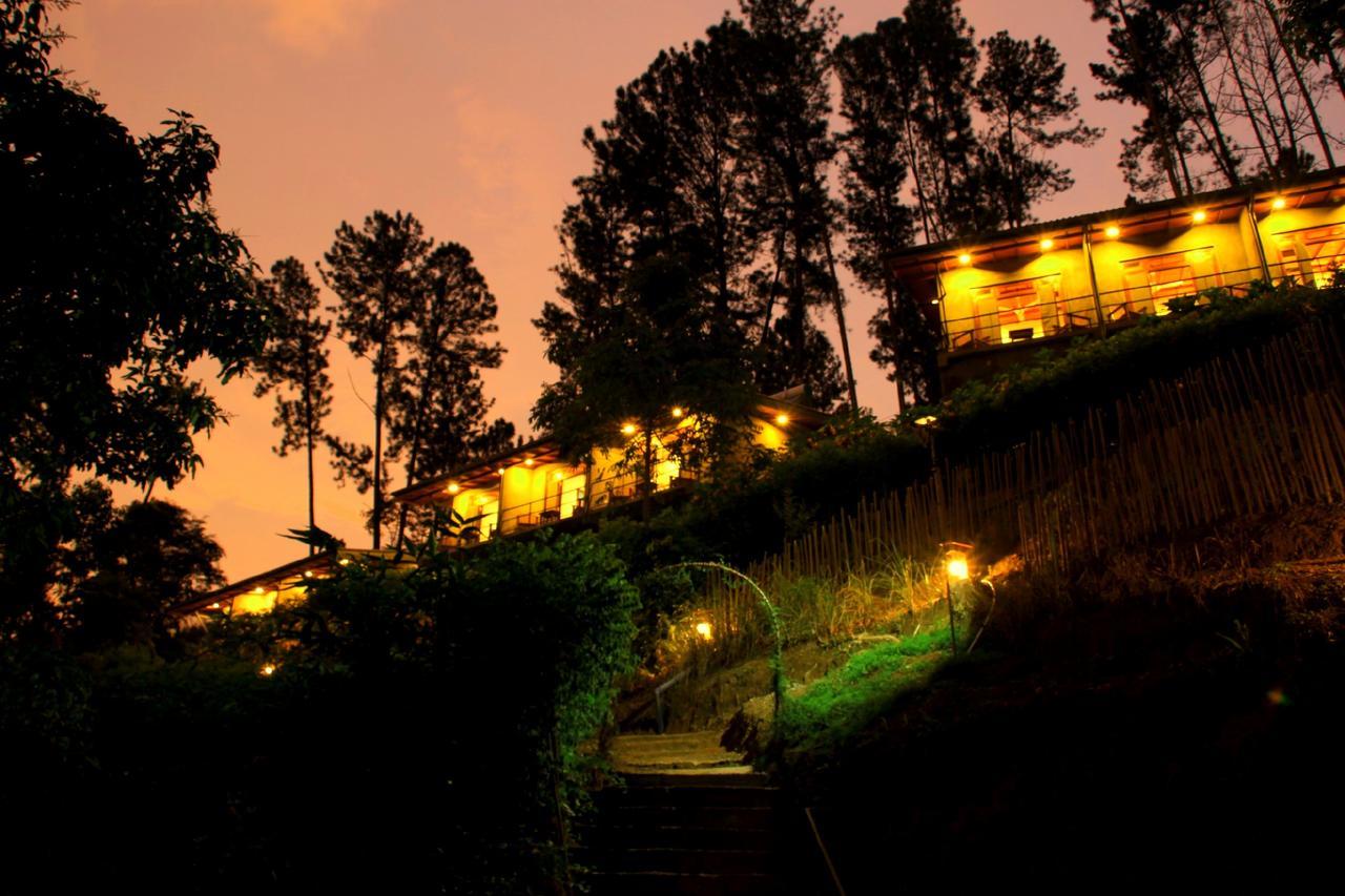 Rowinrich Cottages Ella Esterno foto