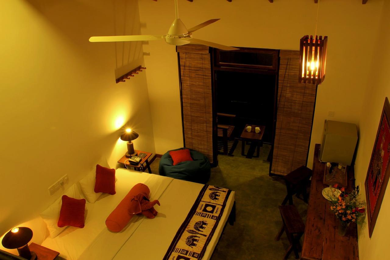 Rowinrich Cottages Ella Esterno foto