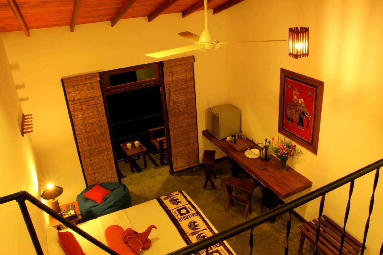 Rowinrich Cottages Ella Esterno foto