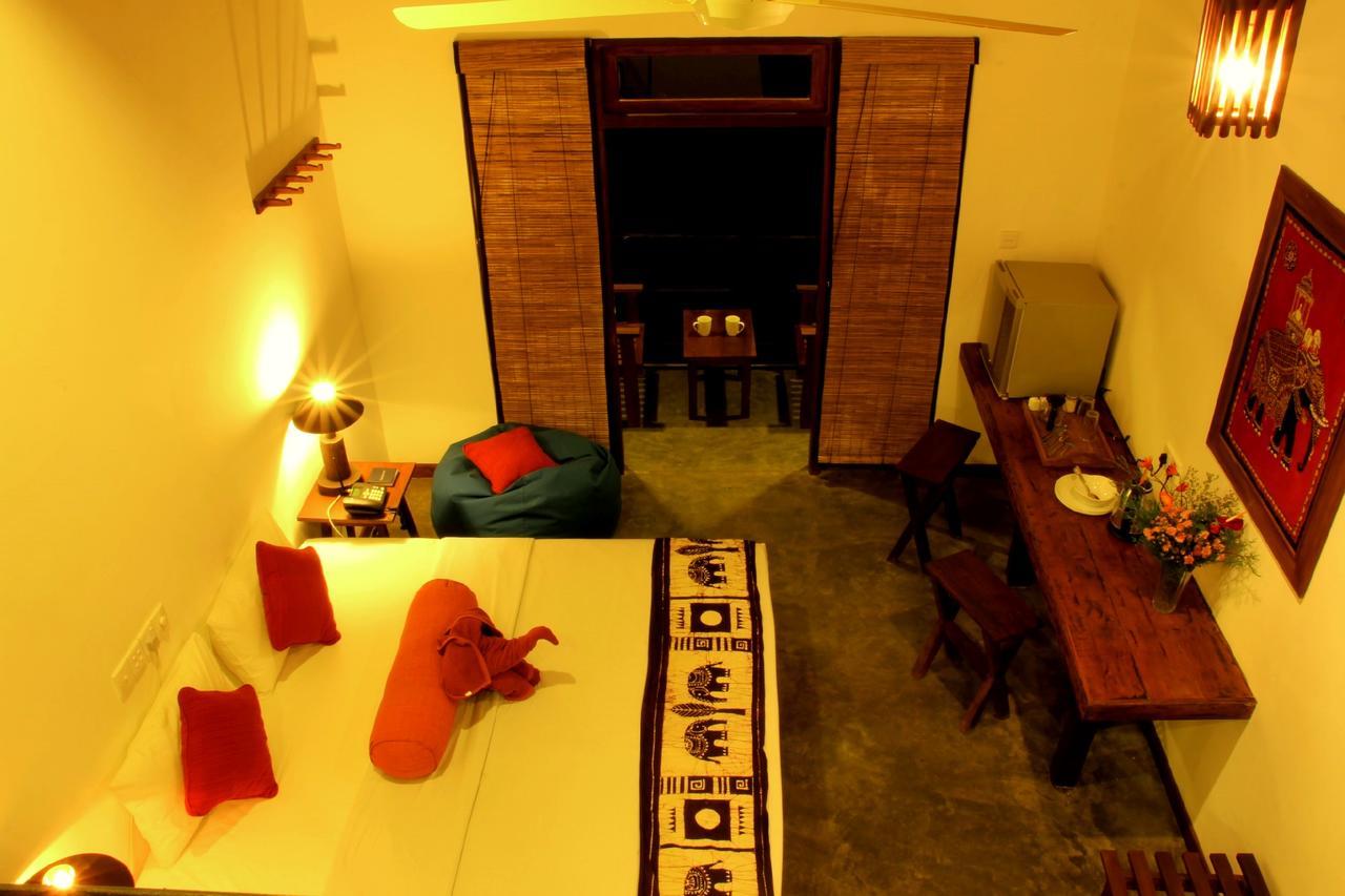 Rowinrich Cottages Ella Esterno foto