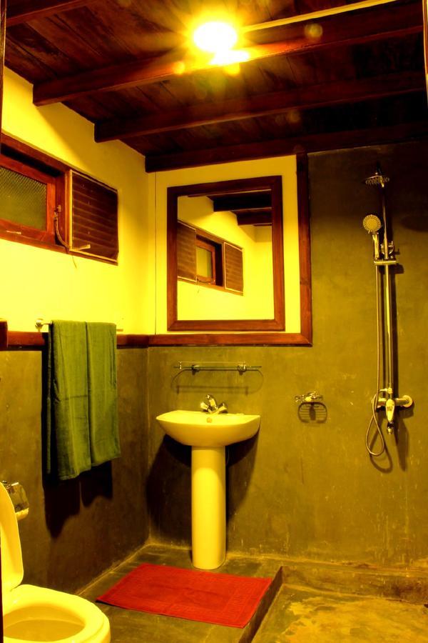 Rowinrich Cottages Ella Esterno foto