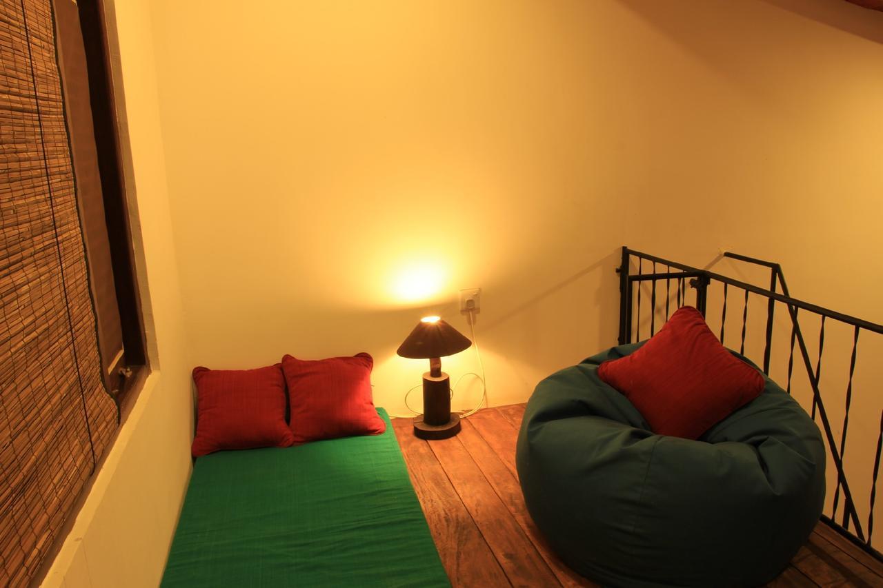 Rowinrich Cottages Ella Esterno foto